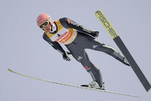 Skispringen: Freund Siebter im zweitklassigen COC