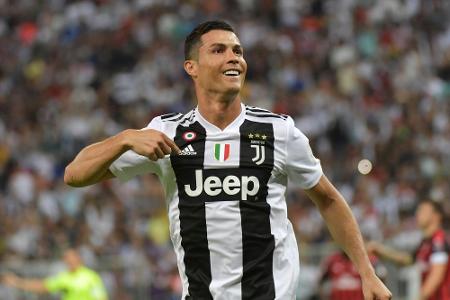 Erster Titel mit Juve: Ronaldo trifft zum Supercup-Sieg Erster Titel mit Juve: Ronaldo trifft zum Supercup-Sieg