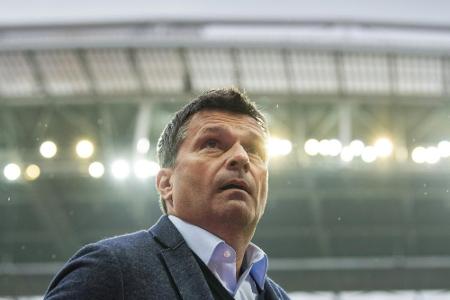 Heidel empfängt Matondo am Flughafen - Transfer fast perfekt Heidel empfängt Matondo am Flughafen - Transfer fast perfekt
