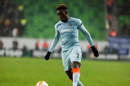 Medien: FC Bayern mit Chelsea über Transfer von Hudson-Odoi einig Medien: FC Bayern mit Chelsea über Transfer von Hudson-Odoi einig
