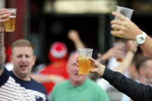 90 Euro pro Palette Bier: Katar führt "Sündensteuer" ein
