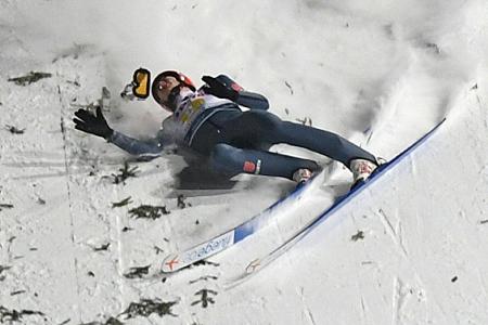 Skispringer Siegel erleidet Kreuzbandriss - OP und WM-Aus Skispringer Siegel erleidet Kreuzbandriss - OP und WM-Aus