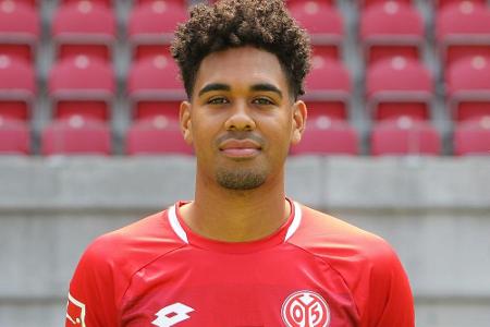 Knie-Operation: Saison-Aus für Mainzer Mwene Knie-Operation: Saison-Aus für Mainzer Mwene
