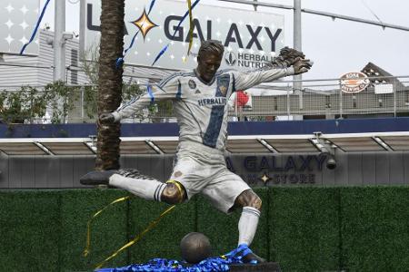 Hässliche Statue: Beckham böse reingelegt Hässliche Statue: Beckham böse reingelegt