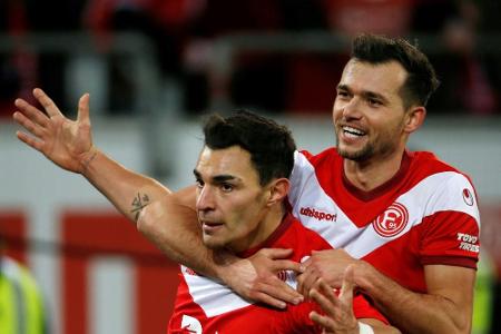 Drei Gegentore in zehn Minuten: Gladbach geht in Düsseldorf unter Drei Gegentore in zehn Minuten: Gladbach geht in Düsseldorf unter