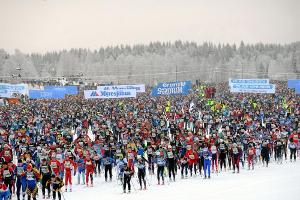 Norweger Berdal gewinnt 95. Wasalauf mit 15.800 Teilnehmern