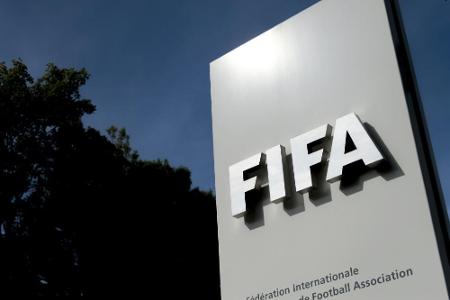 Videobeweis bei Italien gegen Frankreich mit Länderspiel-Premiere Videobeweis bei Italien gegen Frankreich mit Länderspiel-Premiere