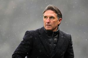 Labbadia will Saison in Wolfsburg "top zu Ende spielen"