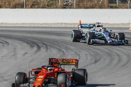 Ende der Testfahrten: Vettel Drei Tausendstel vor Hamilton Ende der Testfahrten: Vettel Drei Tausendstel vor Hamilton