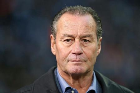 Trainerduo Stevens/Büskens bis Saisonende bei Schalke Trainerduo Stevens/Büskens bis Saisonende bei Schalke