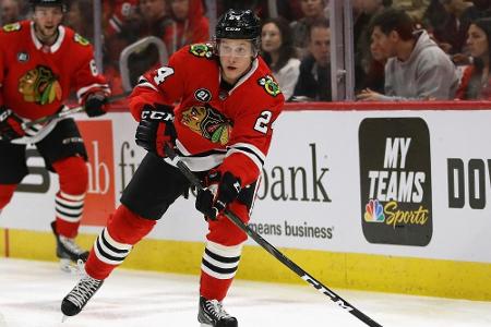 NHL-Stürmer Kahun spielt mit Chicago in Berlin NHL-Stürmer Kahun spielt mit Chicago in Berlin