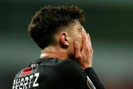 Havertz nach Magenverstimmung auf der Bayer-Bank Havertz nach Magenverstimmung auf der Bayer-Bank