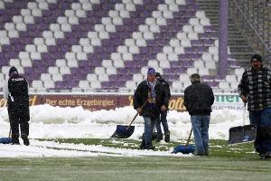 Schneefall: Austragung der Partie Aue gegen Köln fraglich