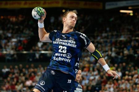 Handball: Flensburg und Kiel gewinnen weiter - Ludwigshafen verpasst Sieg knapp Handball: Flensburg und Kiel gewinnen weiter - Ludwigshafen verpasst Sieg knapp
