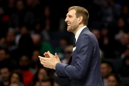 Allstar-Wochenende: Niederlage für Nowitzki und seine Jungstars Allstar-Wochenende: Niederlage für Nowitzki und seine Jungstars