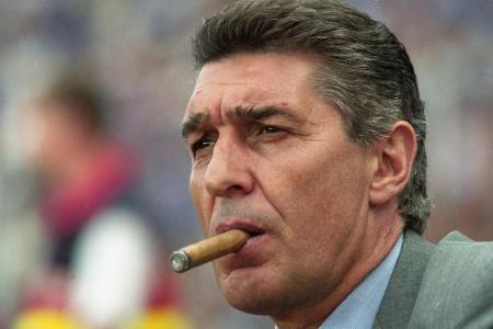 BVB mit Trauerflor für Assauer BVB mit Trauerflor für Assauer