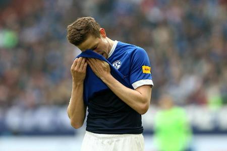 Elfmeter in der Nachspielzeit: Schalke unterliegt Frankfurt Elfmeter in der Nachspielzeit: Schalke unterliegt Frankfurt