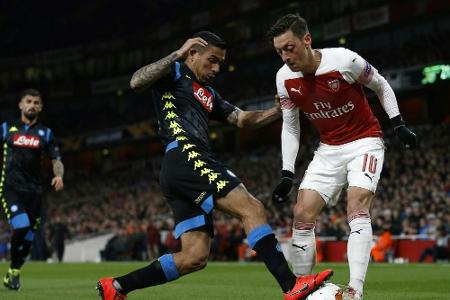 Özil und Rüdiger auf Kurs - Valencia gewinnt Spanien-Duell Özil und Rüdiger auf Kurs - Valencia gewinnt Spanien-Duell