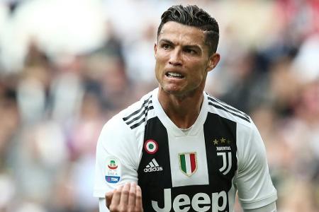 Juve verabschiedet sich nach 116 Jahren vom Streifentrikot Juve verabschiedet sich nach 116 Jahren vom Streifentrikot