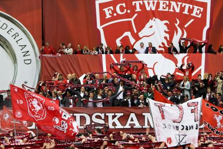 Twente-Fan verliert Finger bei Aufstiegsfeier Twente-Fan verliert Finger bei Aufstiegsfeier