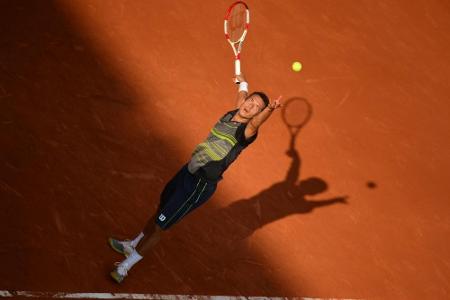 Kohlschreiber nach Auftaktsieg in Monte Carlo gegen Djokovic Kohlschreiber nach Auftaktsieg in Monte Carlo gegen Djokovic