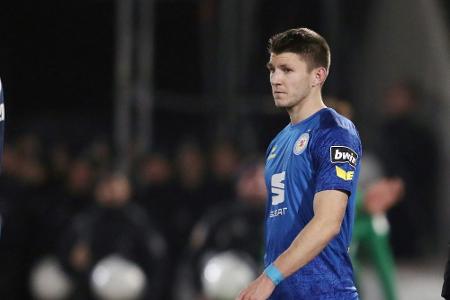 DFB-Sportgericht sperrt Becker für fünf Wochen - Braunschweig legt Berufung ein DFB-Sportgericht sperrt Becker für fünf Wochen - Braunschweig legt Berufung ein