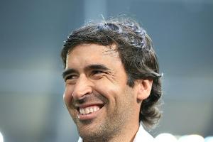 Ex-Fußballer Raul läuft Madrid-Marathon in unter drei Stunden