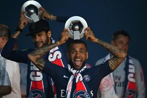Neymar als Kapitän entmachtet - Dani Alves neuer Selecao-Anführer