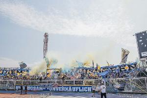 3. Liga: Schiedsrichter in Jena mit Stuhl attackiert