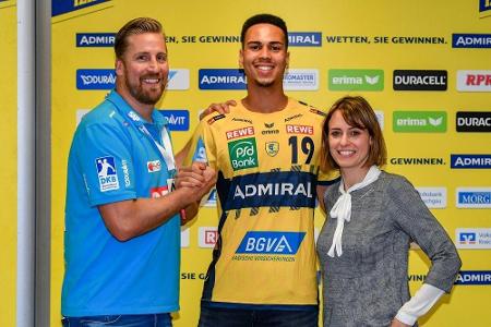 Handball: Löwen binden Talent Ahouansou Handball: Löwen binden Talent Ahouansou