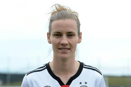 Nach WM-Nichtnominierung: Laudehr tritt aus Nationalteam zurück Nach WM-Nichtnominierung: Laudehr tritt aus Nationalteam zurück