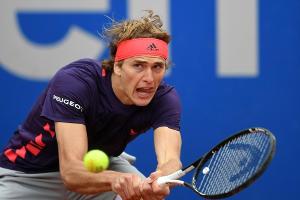 Titelverteidiger Zverev nach Kraftakt im Viertelfinale von Madrid
