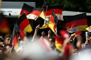 Bild: Fan-Fest mit Nationalmannschaft in Aachen