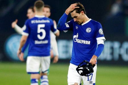 Erniedrigung der Saison: Benjamin Stambouli (Schalke 04) Erniedrigung der Saison: Benjamin Stambouli (Schalke 04)