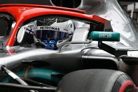 Kollision von Bottas und Verstappen in der Boxengasse Kollision von Bottas und Verstappen in der Boxengasse
