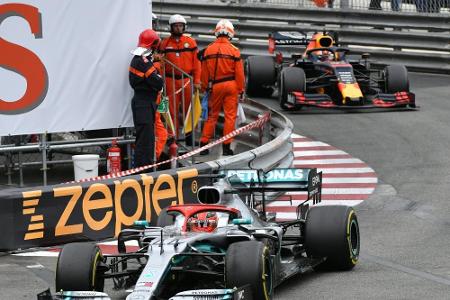 Hamilton gewinnt in Monaco vor Vettel und Bottas Hamilton gewinnt in Monaco vor Vettel und Bottas