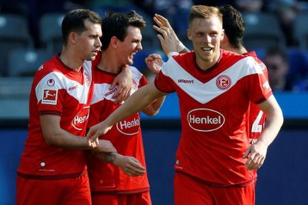 Düsseldorf bereitet sich in zwei Trainingslagern vor Düsseldorf bereitet sich in zwei Trainingslagern vor