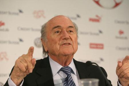 Ex-FIFA-Boss Blatter kündigt Klage gegen Nachfolger Infantino an Ex-FIFA-Boss Blatter kündigt Klage gegen Nachfolger Infantino an