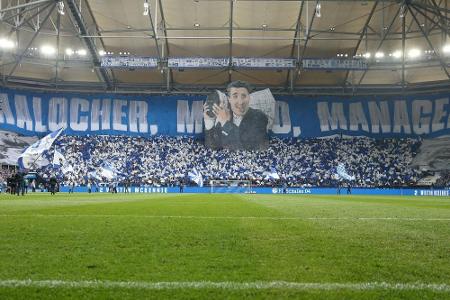 Schalke-Arena bekommt Rudi-Assauer-Platz Schalke-Arena bekommt Rudi-Assauer-Platz