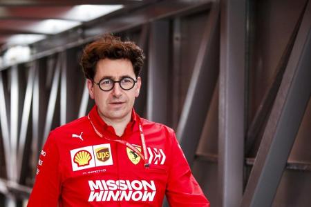 Ferrari-Teamchef Binotto zieht Vergleiche mit ersten Schumacher-Jahren Ferrari-Teamchef Binotto zieht Vergleiche mit ersten Schumacher-Jahren