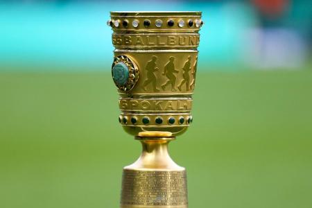 Pokal-Auslosung: Toppmöller hofft mit Salmrohr auf den FC Bayern Pokal-Auslosung: Toppmöller hofft mit Salmrohr auf den FC Bayern