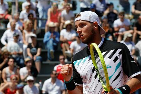 ATP-Turnier in Stuttgart: Struff erstmals im Halbfinale, Brown verliert Tiebreak-Drama ATP-Turnier in Stuttgart: Struff erstmals im Halbfinale, Brown verliert Tiebreak-Drama