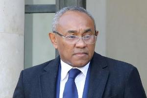 FIFA-Vizepräsident Ahmad von Polizei entlassen