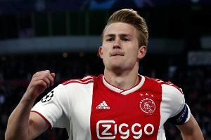 Van der Vaart: "De Ligt würde sich beim FC Bayern wohlfühlen"