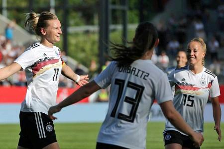 Vorfreude steigt: DFB-Frauen fühlen sich wohl im WM-Quartier Vorfreude steigt: DFB-Frauen fühlen sich wohl im WM-Quartier