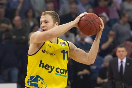 Basketball: Bamberg holt Sengfelder als ersten Neuzugang Basketball: Bamberg holt Sengfelder als ersten Neuzugang