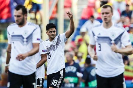 Kühler Kopf beim Saunagang: Waldschmidt und Amiri schießen U21 ins Finale Kühler Kopf beim Saunagang: Waldschmidt und Amiri schießen U21 ins Finale