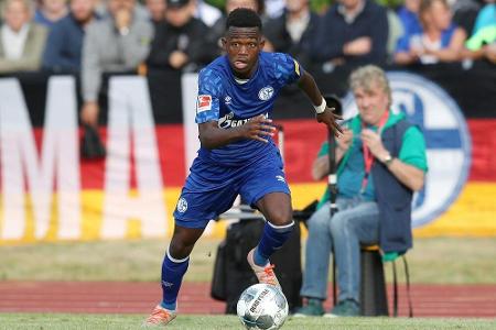 Schalke: Matondo und Carls vorzeitig aus Trainingslager abgereist Schalke: Matondo und Carls vorzeitig aus Trainingslager abgereist