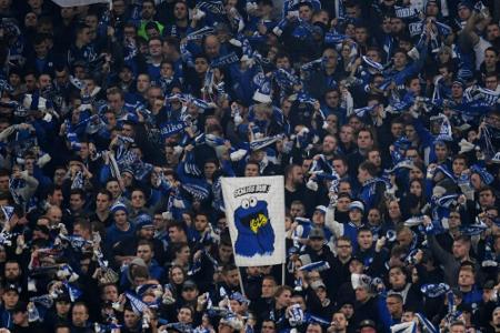 Schalke-Fan muss sich nicht wegen versuchten Mordes verantworten Schalke-Fan muss sich nicht wegen versuchten Mordes verantworten