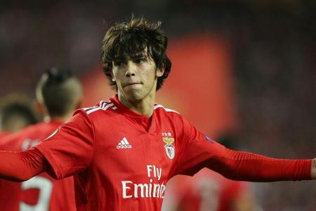 Die Liste der teuersten Fußball-Transfers (zusammengestellt vom SID) Die Liste der teuersten Fußball-Transfers (zusammengestellt vom SID)